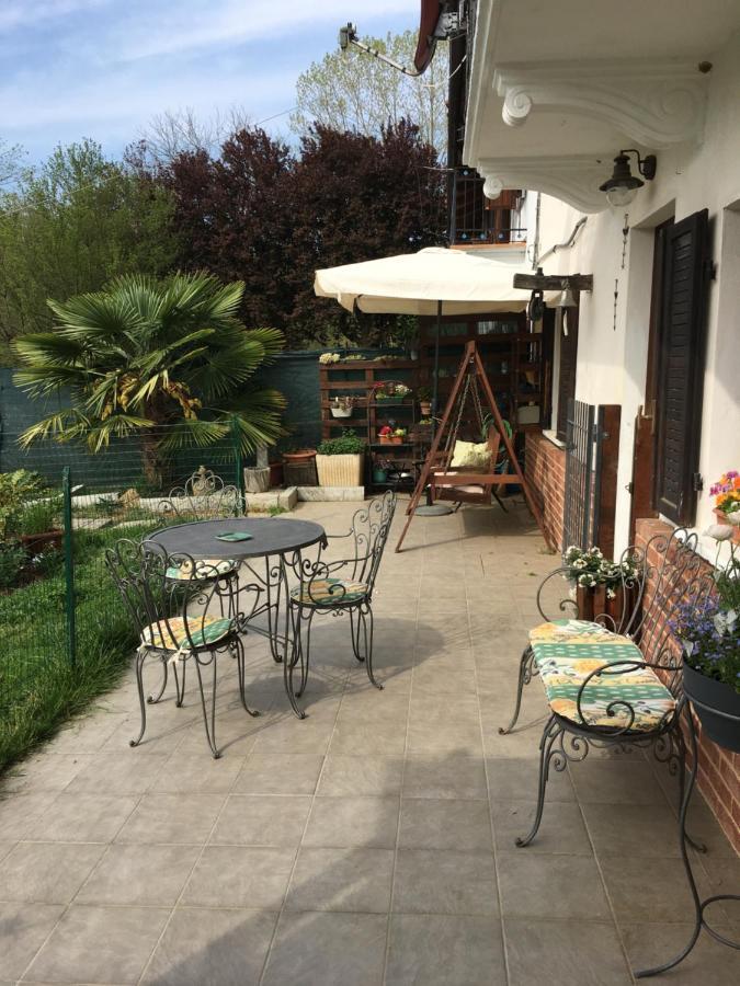 B&B Cascina Dei Levrieri Capriglio Kültér fotó
