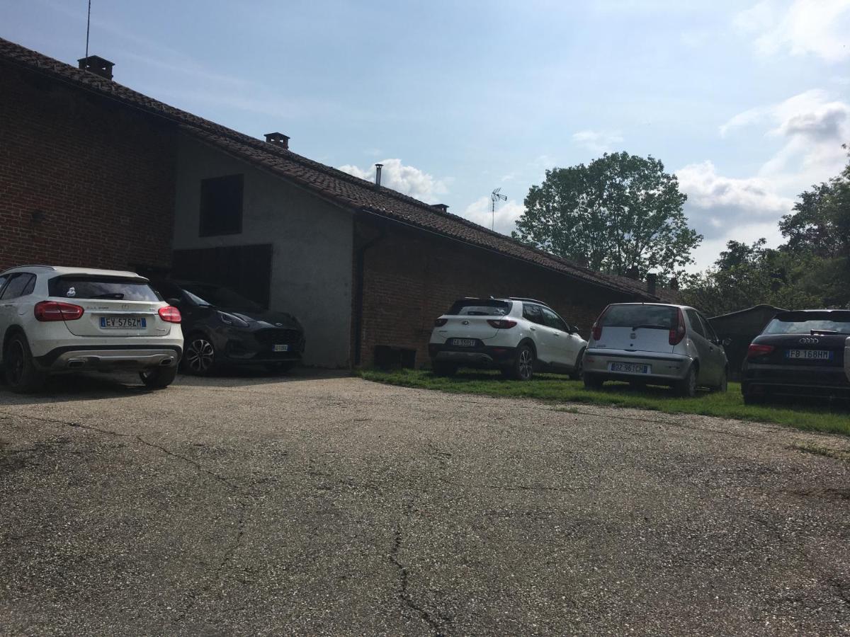 B&B Cascina Dei Levrieri Capriglio Kültér fotó